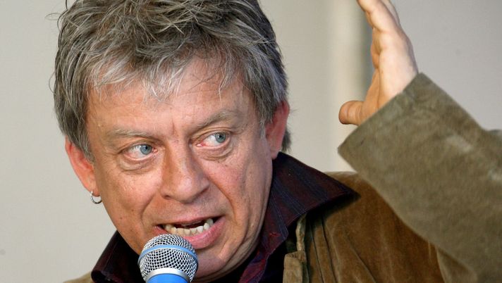 MILAN, ITALY - APRIL 28: Actor Paolo Rossi attends 'Il Mistero Buffo' Press Conference held at Il Piccolo Teatro on April 28, 2010 in Milan, Italy. (Photo by Vittorio Zunino Celotto/Getty Images) Paolo Rossi: “Io e Pino Insegno meglio non incontrarci dopo il derby del cuore” - immagine 1