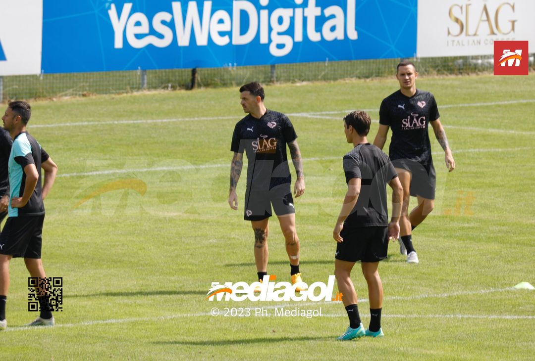 FOTO Ritiro Palermo, day 2: partitella e colloquio Corini-Rinaudo (Gallery) - immagine 12