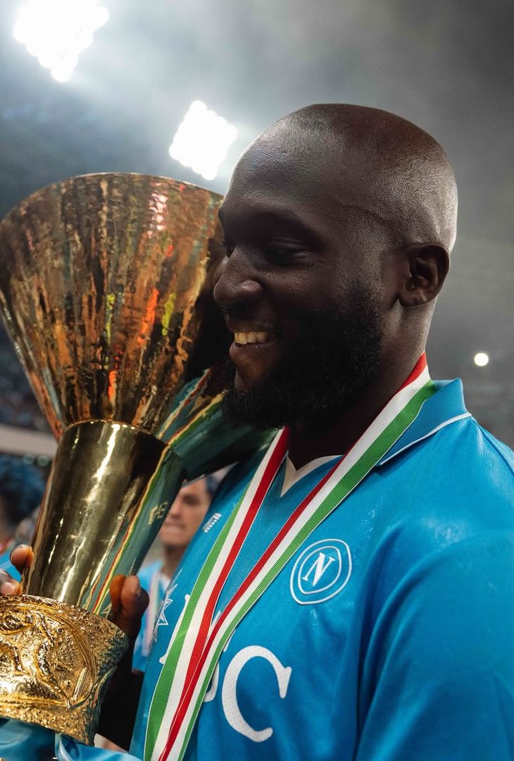 GALLERY Napoli campione d’Italia, la squadra si ‘gode’ la Coppa con i tifosi - immagine 15