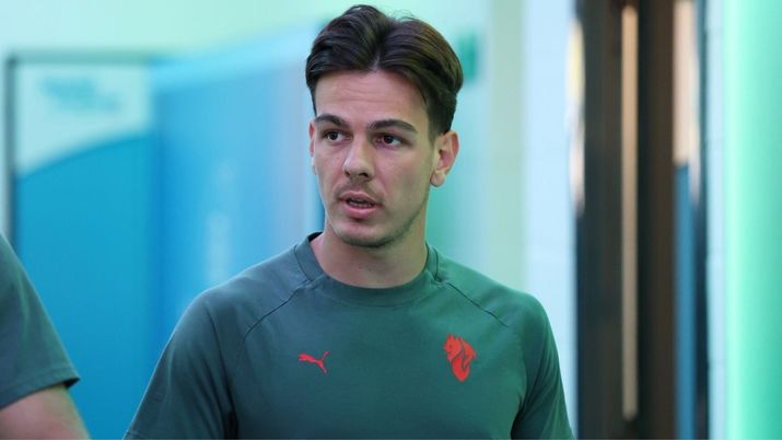 Ardon Jashari, centrocampista AC Milan, prima di Sassuolo-Milan di Serie A