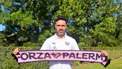 Ex viola, ufficiale: Sirigu torna a vestire la maglia del Palermo