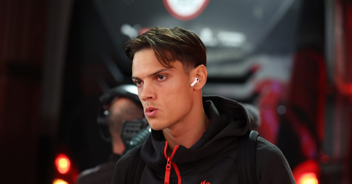 Milan Fiorentina, Ricci: “E’ l’occasione per far bene e prendersi il primo posto” Milan Fiorentina, Ricci: “E’ l’occasione per far bene e prendersi il primo posto”