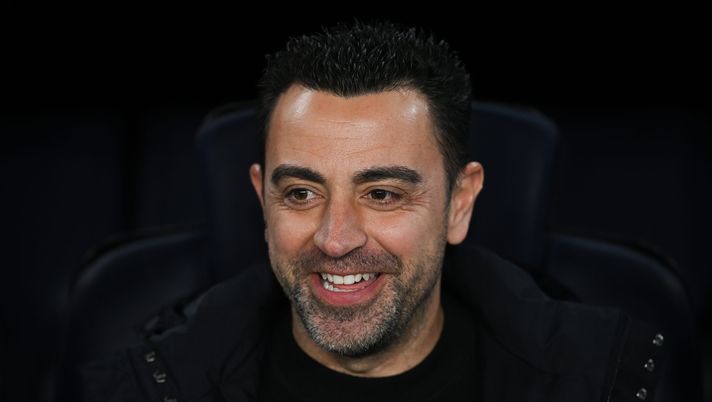 BARCELONA, SPAIN - FEBRUARY 19: Head Coach Xavi Hernandez of FC Barcelona looks on during the LaLiga Santander match between FC Barcelona and Cadiz CF at Spotify Camp Nou on February 19, 2023 in Barcelona, Spain. (Photo by David Ramos/Getty Images) Barcellona Xavi
