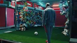 VIDEO / Dimarco va al luna park e batte Bellingham…