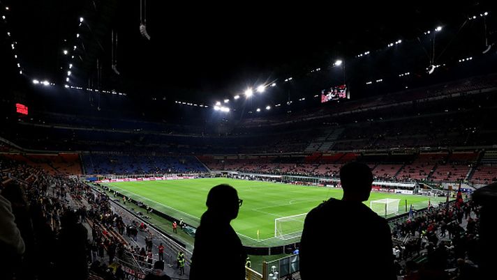 san-siro-biglietti-gratis-per-i-politici-non-e-un-mondo-normale