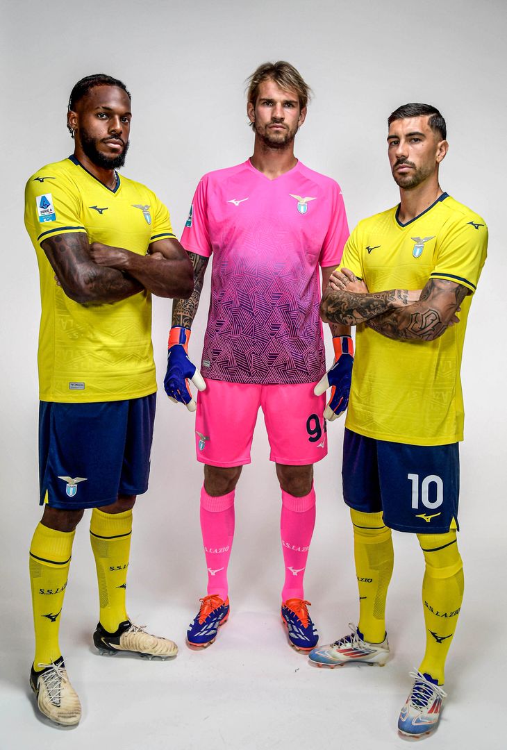 Nuno Tavares, Provedel e Zaccagni