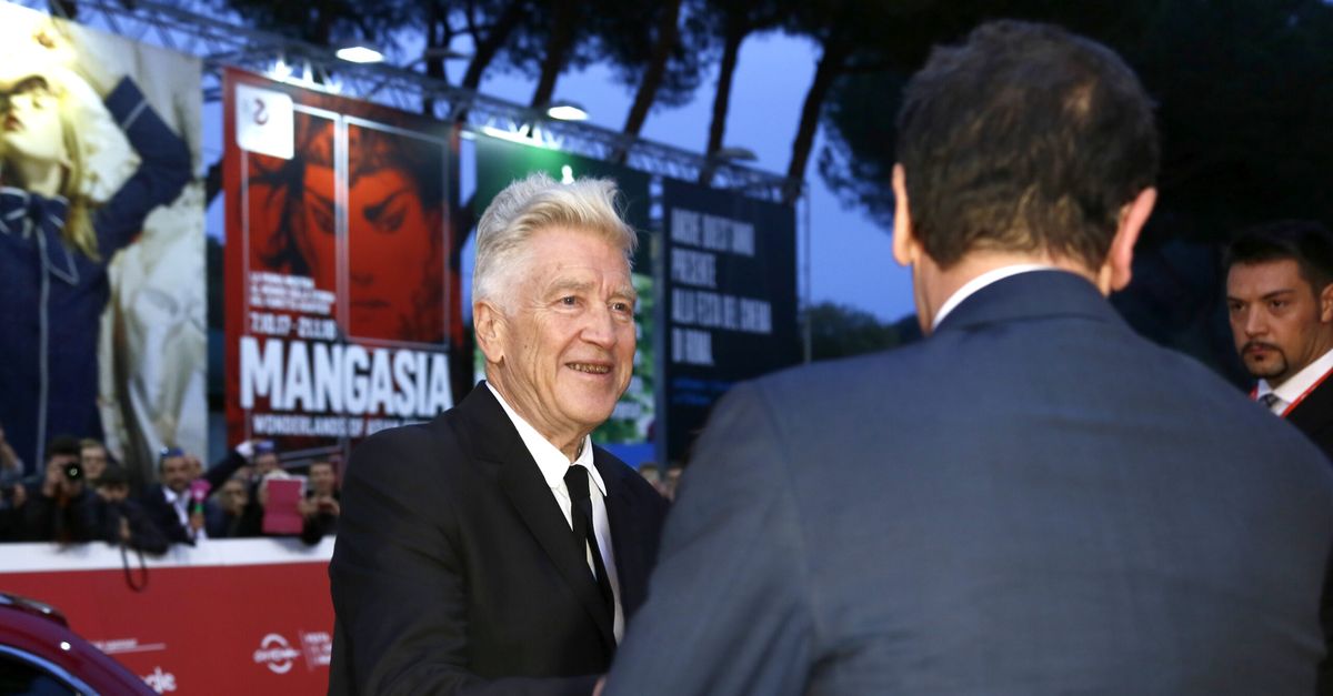 Cinema, è morto David Lynch a 78 anni: soffriva di enfisema