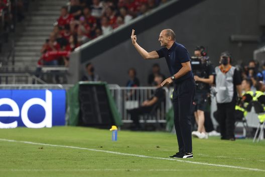(Photo by Giuseppe Cottini/AC Milan via Getty Images) Leao-Allegri: un rapporto sinergico importante per la carriera di Rafa- immagine 4