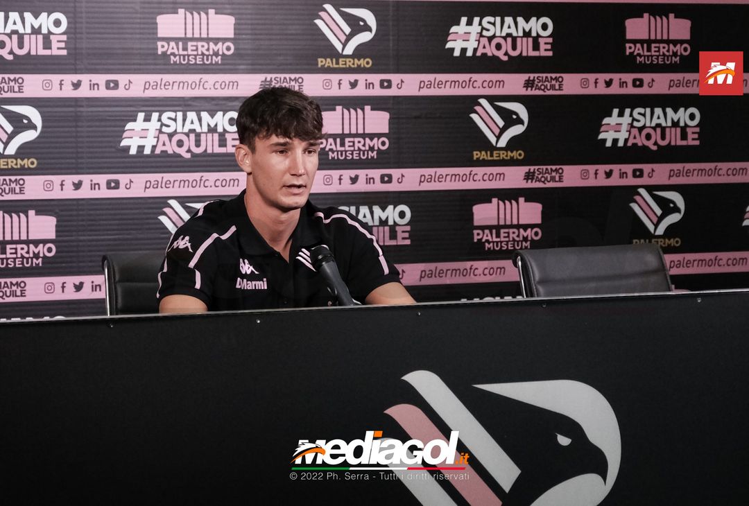 FOTO RITIRO PALERMO, la conferenza stampa di Samuele Damiani (Gallery) - immagine 5