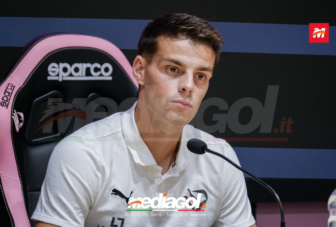 FOTO PALERMO, la presentazione di Niccolò Pierozzi in conferenza (Gallery) - immagine 7