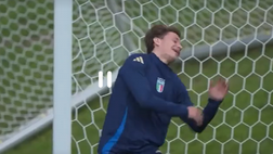 Europei, allenamenti Italia. Barella si diverte a… | VIDEO