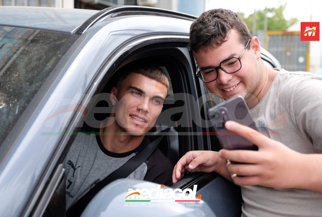 FOTO Reggiana-Palermo, il Palermo in partenza dal ‘Renzo Barbera’ (GALLERY) - immagine 42