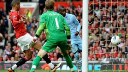 Balotelli arriva al Genoa e ritrova De Gea, il portiere del “Why Always Me”
