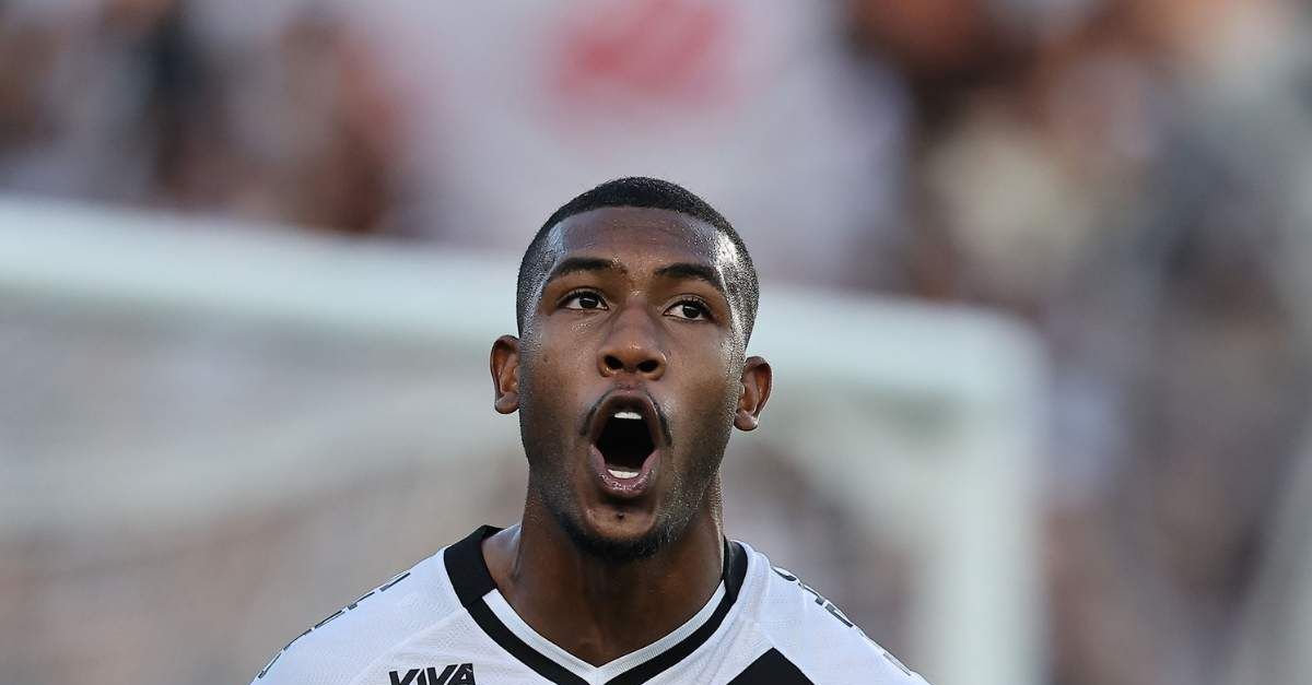 Romano: “Rayan? Il Milan lo ha seguito più volte”. Può essere un colpo di mercato? Romano: “Rayan? Il Milan lo ha seguito più volte”. Può essere un colpo di mercato?