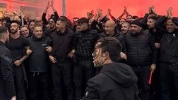 VIDEO – Bayer Leverkusen-Milan, lo spettacolo della Curva Sud in trasferta