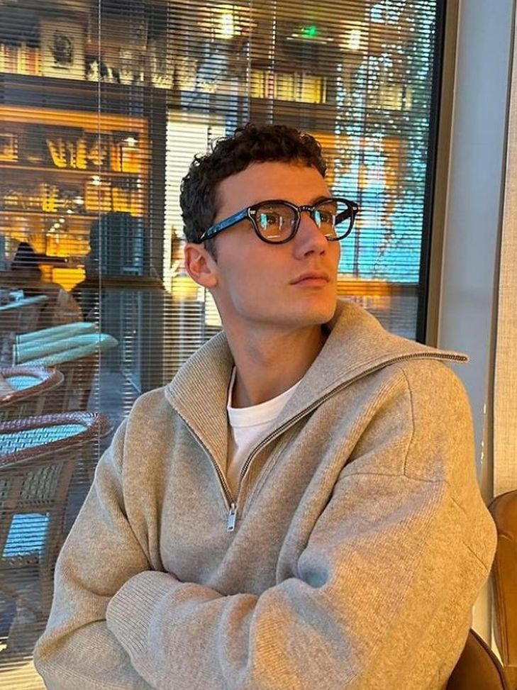 Pavard, passeggiata di domenica. I compagni scherzano con lui: “Mr Bean”- immagine 2