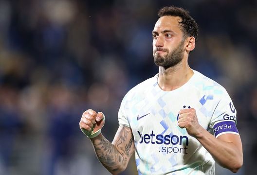 Getty Images Tuttosport: “Calhanoglu, scelta di campo per l’Inter? Se vorrà restare dovrà…”- immagine 2