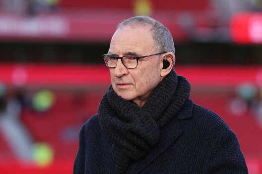 NOTTINGHAM, INGHILTERRA - 01 APRILE: L'allenatore Martin O'Neill guarda il campo prima della gara di Premier League tra Nottingham Forest FC e Manchester United FC al City Ground il 1 Aprile 2025 a Nottingham, Inghilterra. (Photo by Michael Steele/Getty Images) O'Neill, ex allenatore nottingham forest