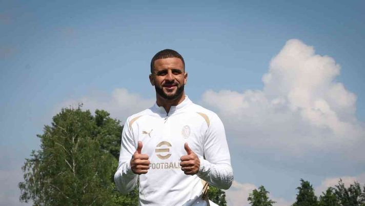 Milan, Walker rivela: 'Io e Kompany molto amici. L'altra volta mi ha chiamato ...'