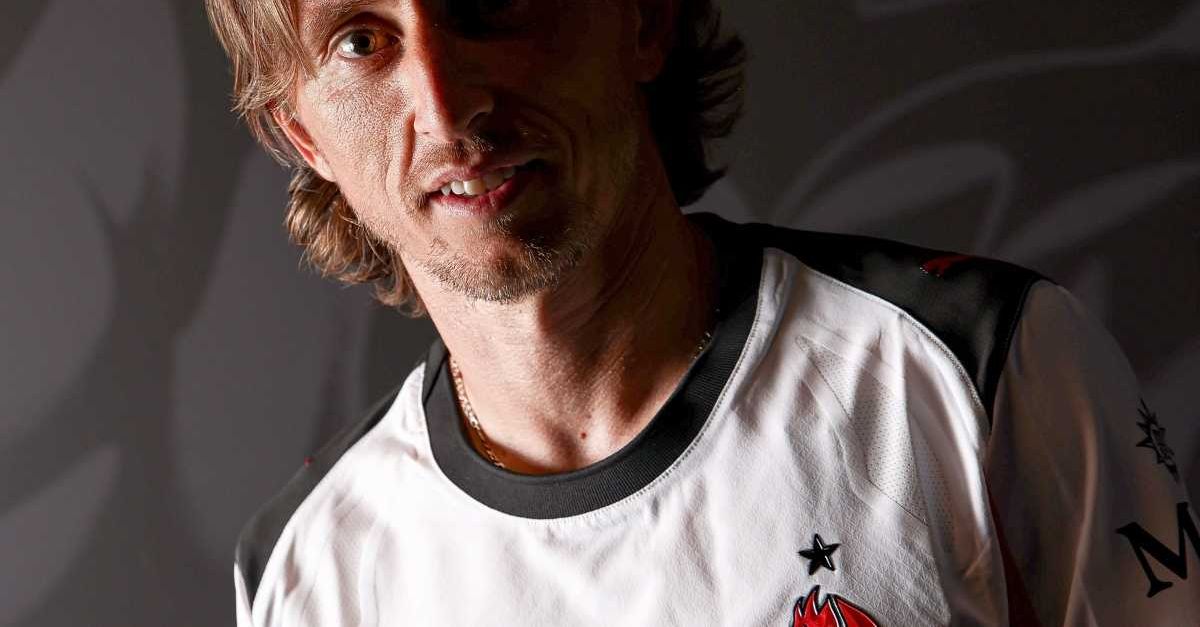 Milan, Modric: “Cresciuto guardando il calcio italiano. Su Boban …” Milan, Modric: “Cresciuto guardando il calcio italiano. Su Boban …”