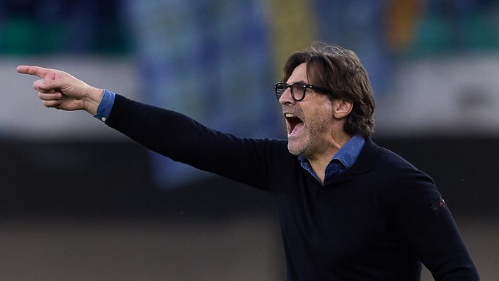 VERONA, ITALY - APRIL 04: Paolo Vanoli, Head Coach of Fiorentina reacts during the Serie A match between Hellas Verona FC and ACF Fiorentina at Stadio Marcantonio Bentegodi on April 04, 2026 in Verona, Italy. (Photo by Emmanuele Ciancaglini/Getty Images) Vanoli