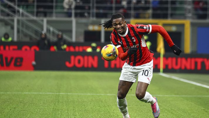 Rafael Leao AC Milan Milan-Cagliari 1-1 Serie A 2024-2025