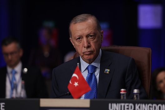 VILNIUS, LITUANIA - 11 LUGLIO: Il presidente turco Recep Tayyip Erdogan partecipa alla prima giornata del vertice NATO 2023 l'11 luglio 2023 a Vilnius, in Lituania. Il vertice riunisce i capi di Stato dei paesi membri della NATO e dei paesi partner dall'11 al 12 luglio per delineare il futuro dell'alleanza, con la candidatura della Svezia all'adesione e la guerra in corso della Russia in Ucraina tra i principali temi all'ordine del giorno. (Foto di Sean Gallup/Getty Images) Erdogan incontra infantino a Istanbul: vertice tra il presidente turco e il numero uno della FIFA- immagine 2