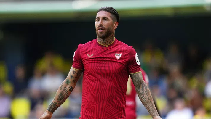 Dalla suggestione Sergio Ramos a De Vrij: i 5 difensori sul taccuino di Manna - immagine 1