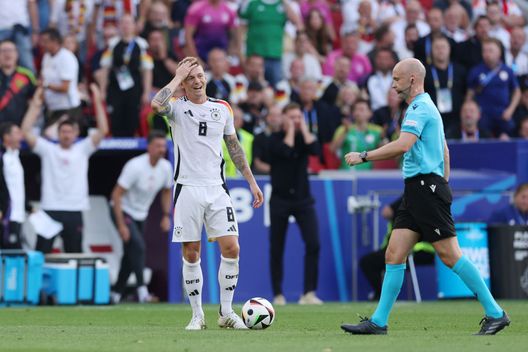 Kroos e la mano di Cucurella: “Taylor avrebbe dovuto almeno guardarla”- immagine 2