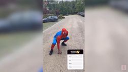 VIDEO/ Milan, un calciatore vestito da Spider-Man. Chi è?