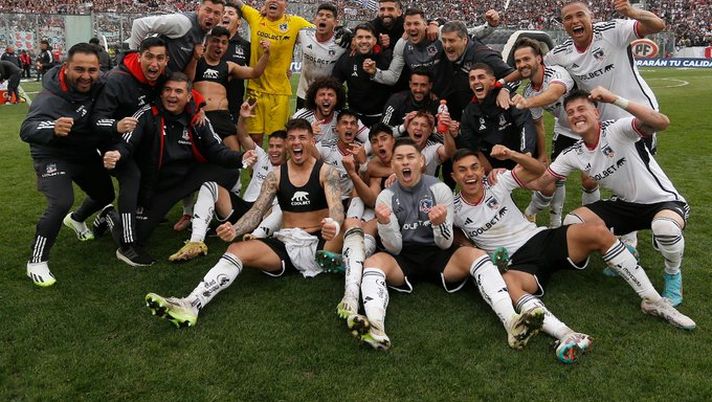Il Colo-Colo è tornato e ha vinto il “Clásico” cileno con gol al 96′ e al 101′ minuto! - immagine 1