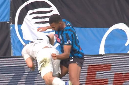 Manna: “Una vergogna, ci fanno fare la figura dei coglioni! Ora basta, a che serve il Var se…”- immagine 3