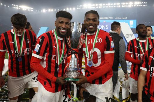 Emerson Royal lascia il Milan: ecco perché i tifosi non lo dimenticheranno- immagine 6