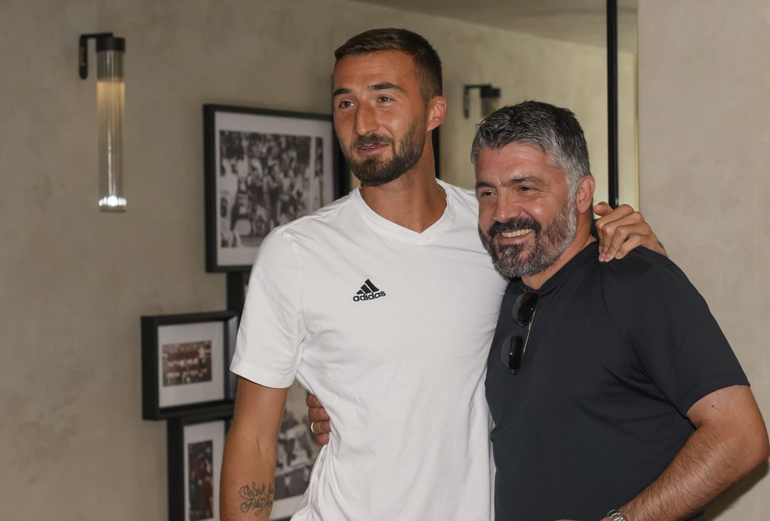 Il ct Gattuso in visita a Trigoria: l’incontro con Gasp e la squadra – FOTO GALLERY - immagine 2
