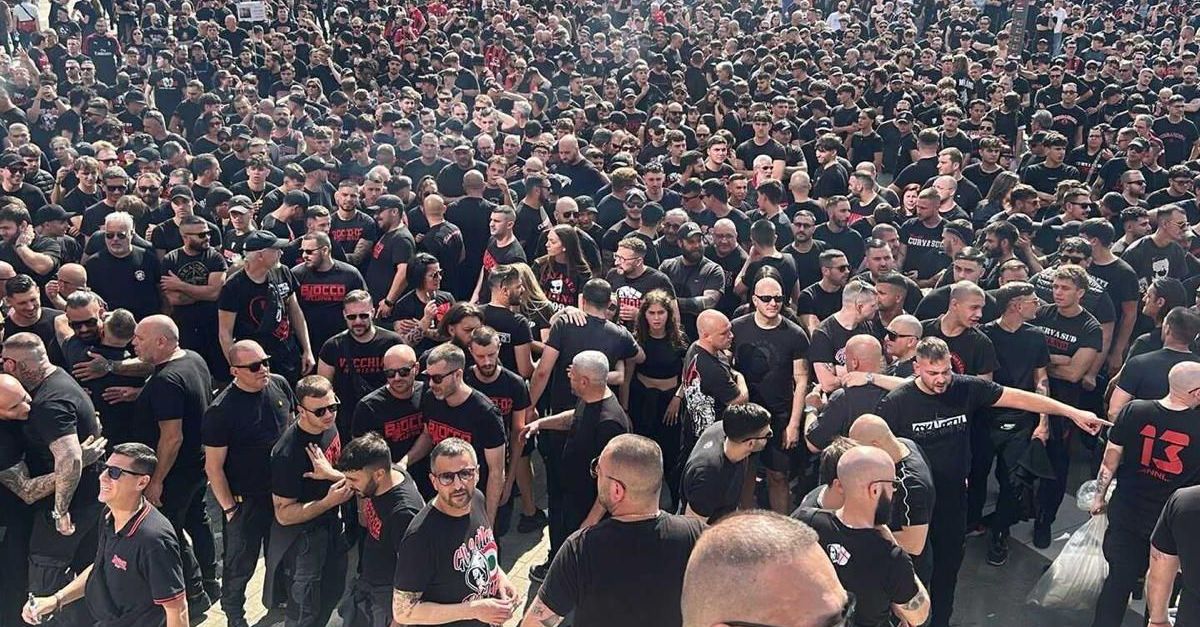 Milan, la contestazione dei tifosi continua sui social: l’iniziativa Milan, la contestazione dei tifosi continua sui social: l’iniziativa