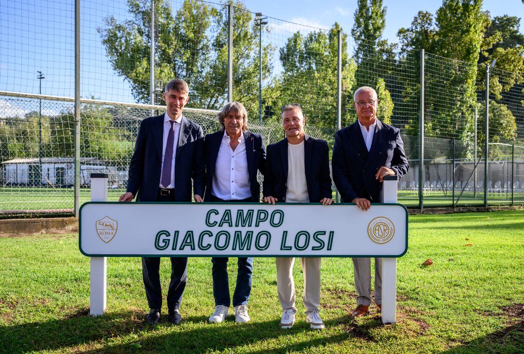 Trigoria, la Roma intitola un campo alla memoria di Losi – FOTO GALLERY - immagine 6