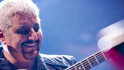 Napoli-Roma, il Maradona celebra Pino Daniele con l’inedito “Again”: l’orario esatto