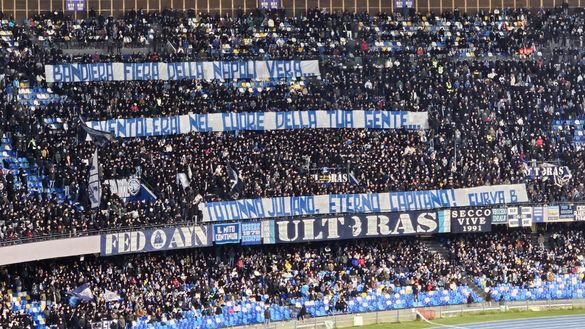 FOTO Totonno Juliano, Lo Striscione Della Curva B è Da Brividi ...