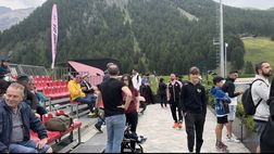 VIDEO Ritiro Palermo, tifosi arrivano a Livigno per il 2º test contro il Rapperswil