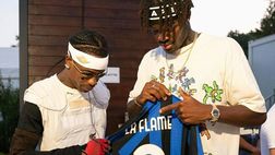 Inter, svelata la nuova maglia: tra i primi possessori c’è… Travis Scott!
