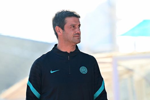 FCIN1908 / Moduli, intuizioni e non solo: tutto sul calcio di Chivu. All’Inter aveva un pupillo- immagine 3