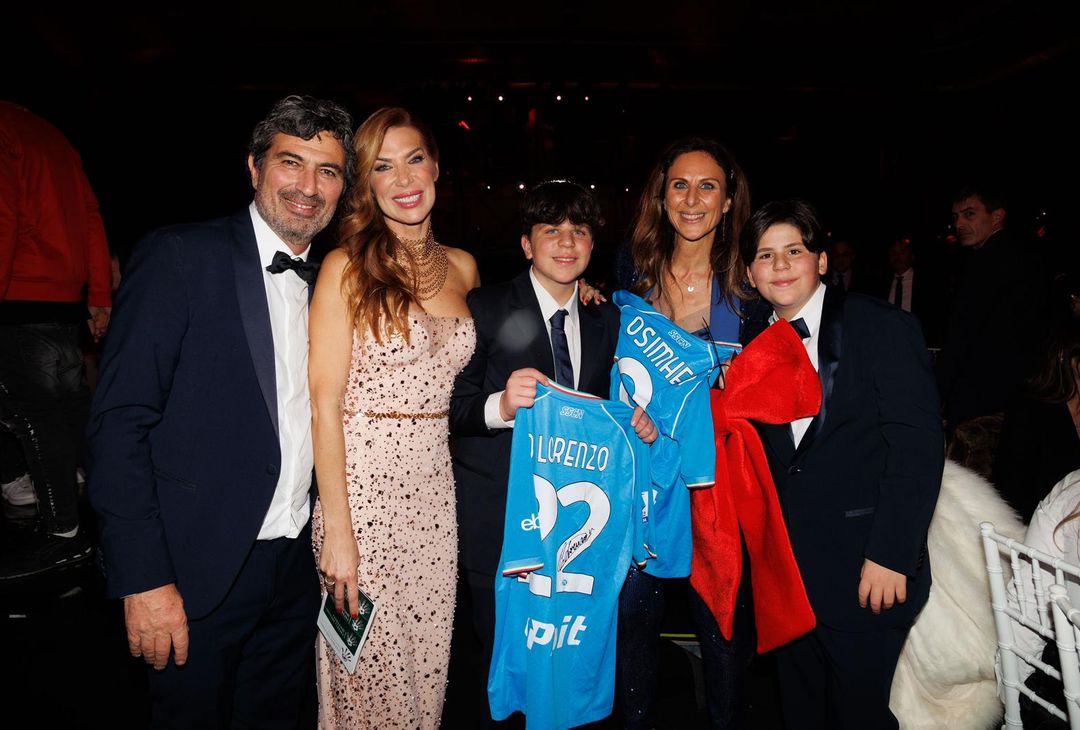 “Questa è Napoli”, la serata magica della Fondazione Cannavaro-Ferrara: gli scatti - immagine 8