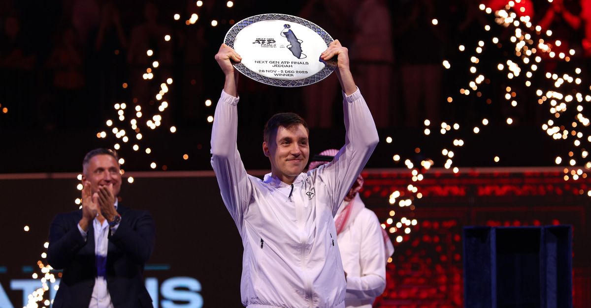 Chi è Medjedovic, il vincitore delle Atp Next Gen Finals Gazzabet.news