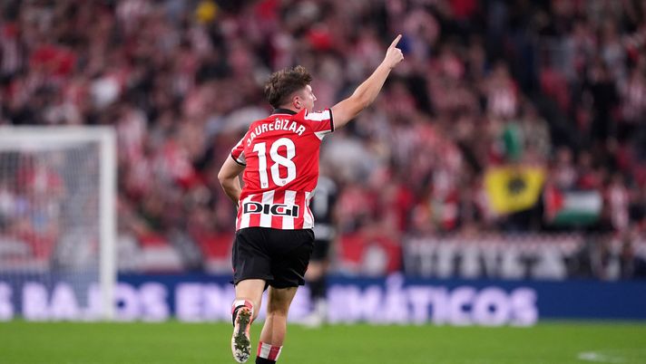BILBAO, SPAIN - SEPTEMBER 23: Mikel Jauregizar of Athletic Club celebrates scoring his team's first goal during the LaLiga EA Sports match between Athletic Club and Girona FC at Estadio de San Mames on September 23, 2025 in Bilbao, Spain. (Photo by Juan Manuel Serrano Arce/Getty Images) Oviedo-Bilbao Streaming e Diretta TV: dove vedere la Liga LIVE - immagine 1