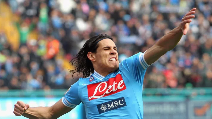 Cavani, l’ex agente: “A Napoli c’era un bonus per i gol, una volta iniziai a saltare” - immagine 1