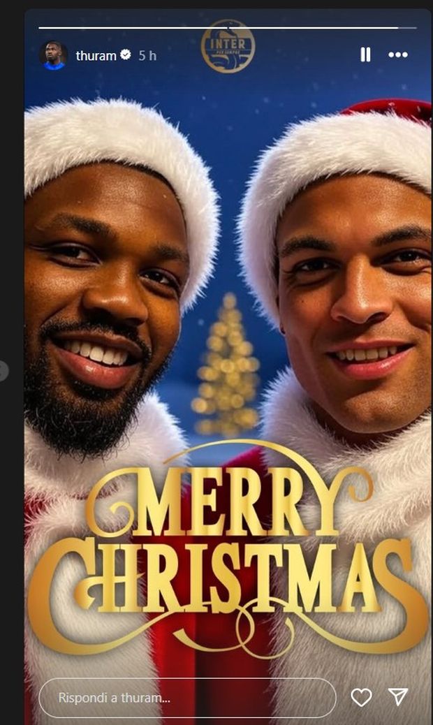 Tutto in un abbraccio: gli auguri di Thuram con Lautaro a tutti gli interisti- immagine 3