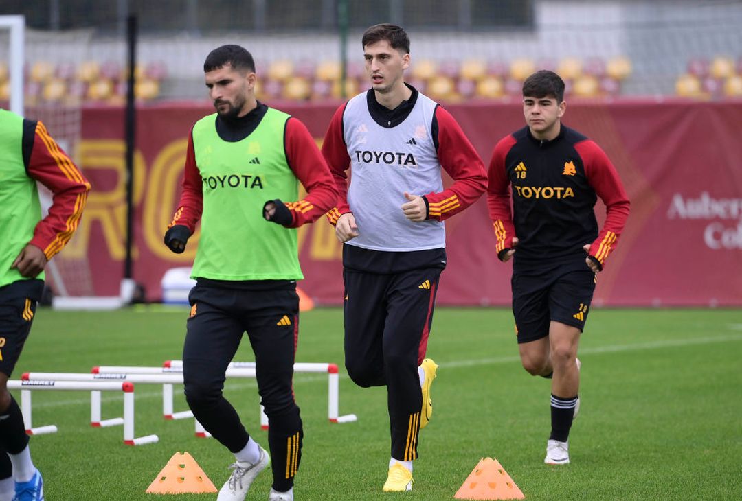 Roma, primo allenamento in vista della Fiorentina – FOTO GALLERY- immagine 1