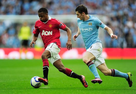 (Photo by Jamie McDonald/Getty Images) Evra e il suo esordio con il Manchester United nel derby contro il City: “Un vero incubo”- immagine 2