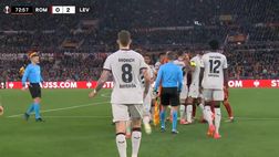VIDEO / Roma-Bayer, il gol del 2-0 di Andrich. Poi scoppia la rissa