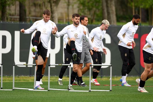(Photo by Giuseppe Cottini/AC Milan via Getty Images) Oggi a Milanello